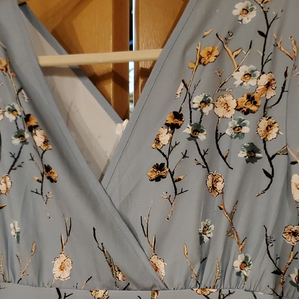Floral Dress in Blue - Picture 12 of 15